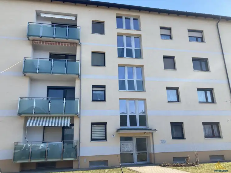 Gemütliche 3-Zimmerwohnung mit Loggia in ruhiger Lage