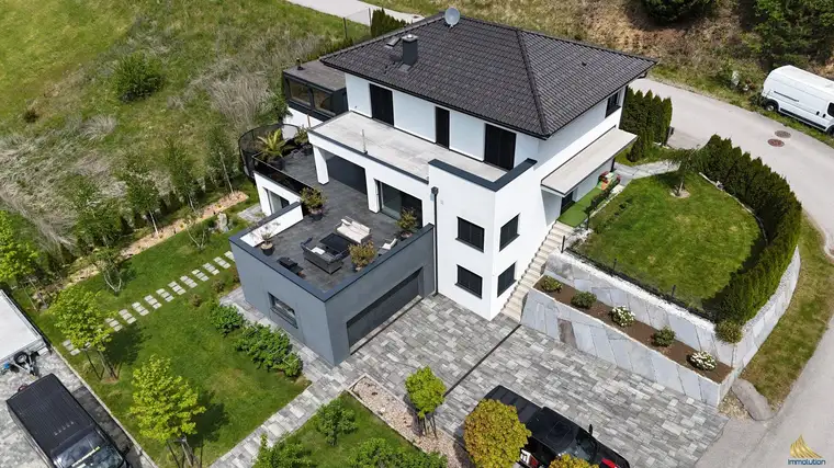 Ein Juwel über den Wolken – Exklusives Wohnhaus in Sonnenlage nahe Linz