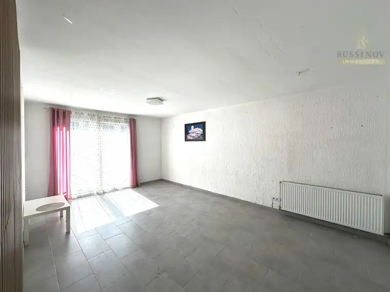 Zentrumsnahe 3-Zimmer-Wohnung mit Parkplatz