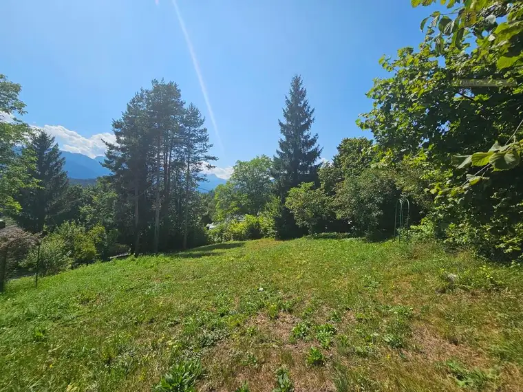 Baugrundstück mit Panoramablick in Ruhelage