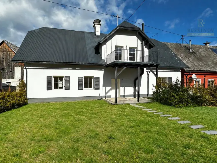 Mag. Theodor Russinov, Russinov Immobilien KG