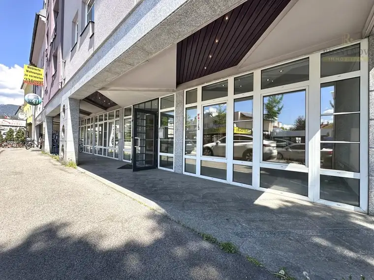 Geschäfts- und Büroflächen in frequentierter Lage