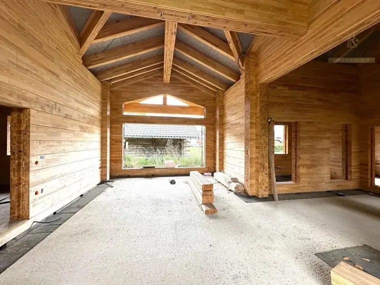 Vollholz-Bungalow mit Saunahaus in sonniger Lage Nähe Klagenfurt