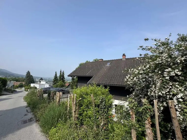 Einzigartige Möglichkeit – Liegenschaft am Letzebühel Feldkich