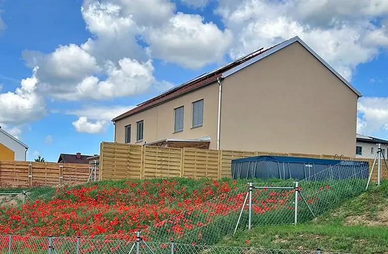 Reihenhaus in Röschitz