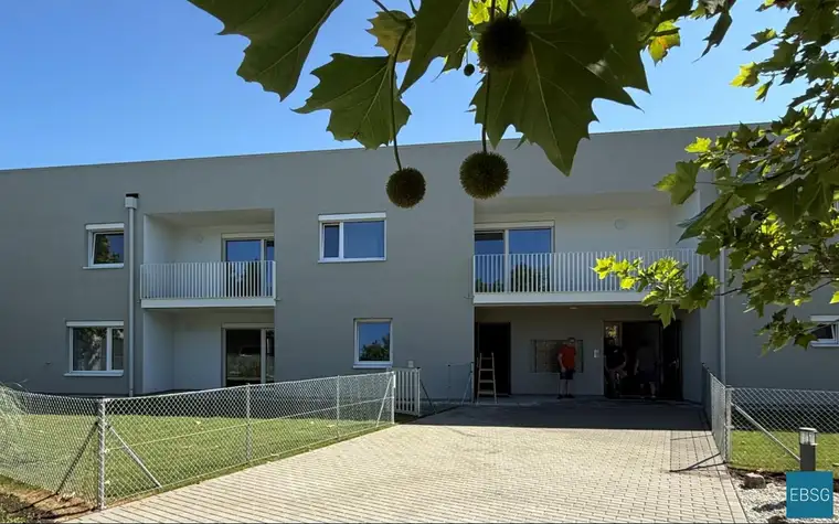 Wohnung im Obergeschoß mit Balkon