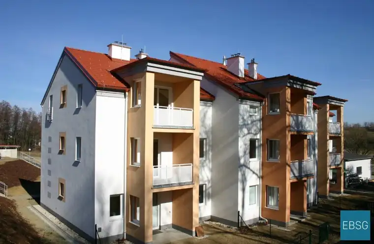 Single- oder Pärchenwohnung im 1. OG mit Balkon