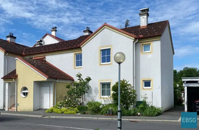 3 Zimmer Reihenhaus mit Terrasse