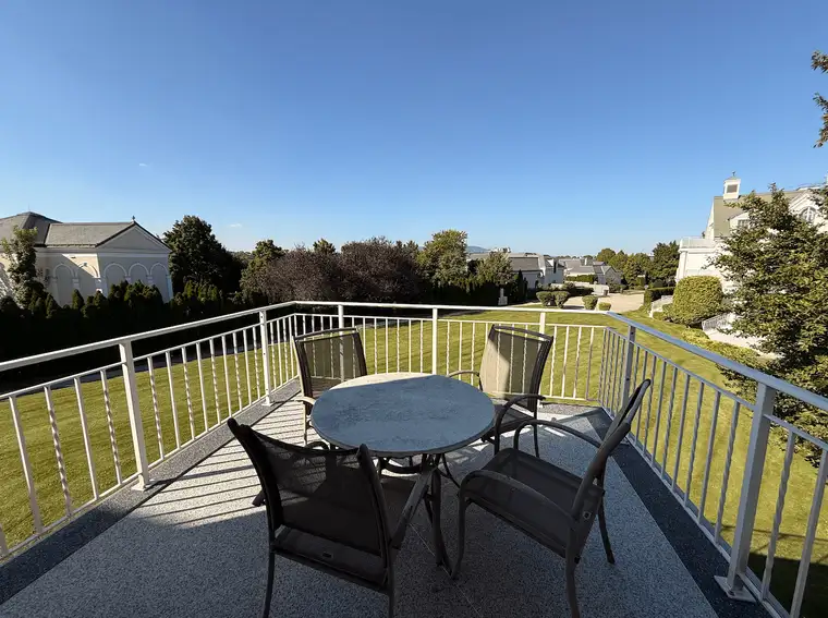 Exklusive 2-Zimmer-Wohnung im Golfresort Fontana