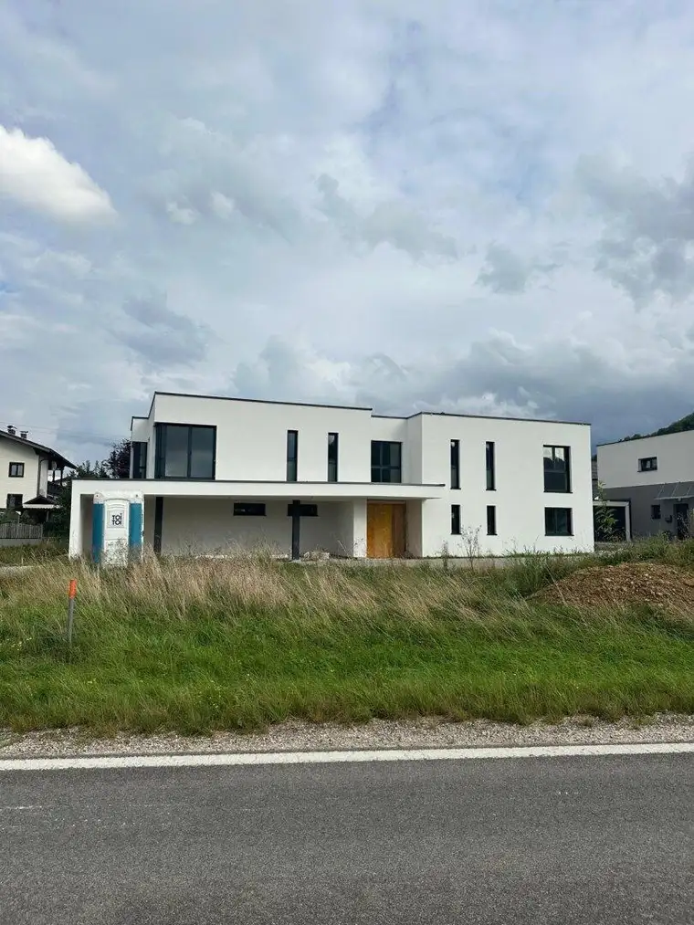 Neubau mit vier Wohnungen als attraktive Investitionsgelegenheit in in Pinsdorf bei Gmunden