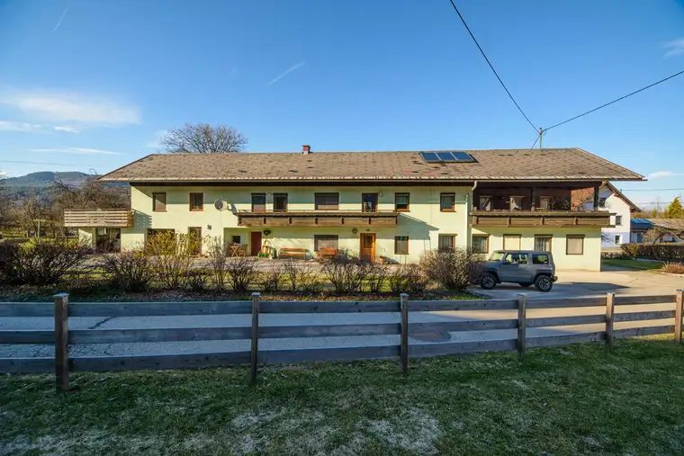 XXL-Wohnhaus in ruhiger Lage der Gemeinde Feistritz im Rosental