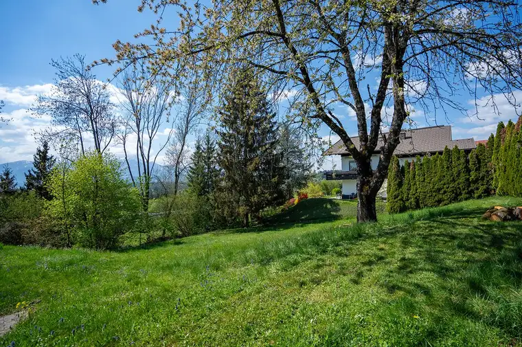 Baugrundstück in begehrter Lage von Velden am Wörthersee mit idealer Beschaffenheit!