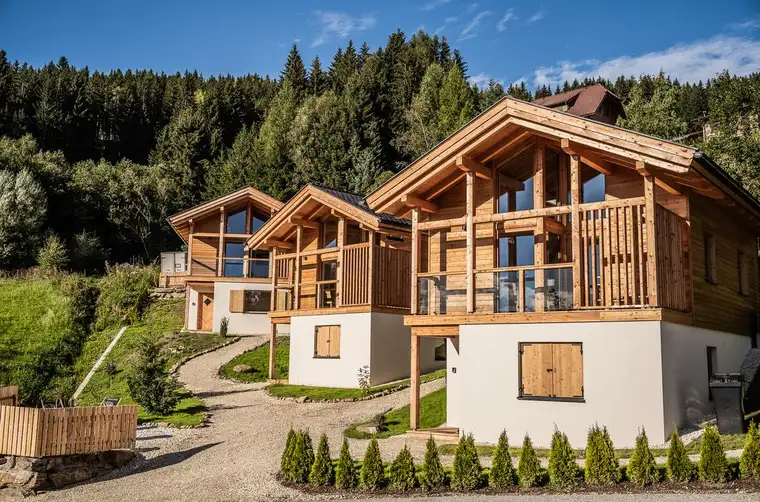 Exklusive Ferienchalets mit FREIZEITWOHNSITZ-Widmung!