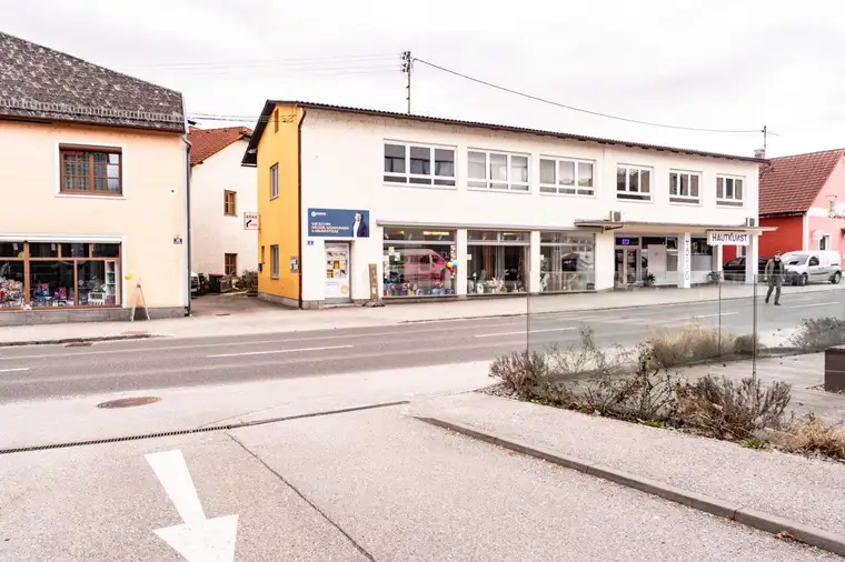 Neuhofen: Moderne Büro-/Praxisfläche – Ideal für Ihre Geschäftstätigkeit!
