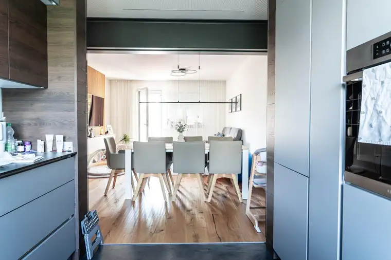 **MIETKAUF** Kernsanierte 3 Zimmer Erdgeschosswohnung nähe Plus City