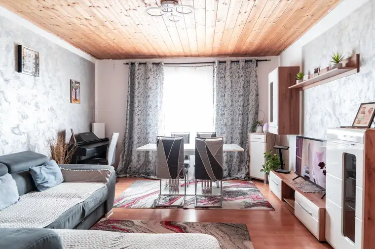 * * Perfekte Kapitalanlage * * * Geräumige 4-Zimmer-Wohnung in Schwertberg!"*