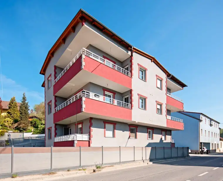 Perfekte Anlagewohnung mit Balkon und Parkplatz in Schwertberg!