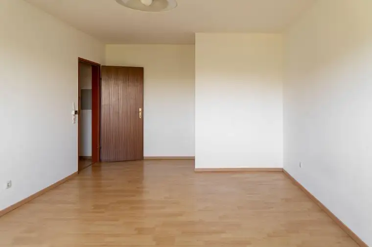 Komfortable 1-Zimmer Wohnung in Neuhofen an der Krems mit eigenem Parkplatz!