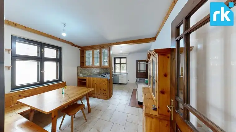 Ein Haus für viele Ideen – großzügiges Wohnen mit Innenhof in Dürnbach