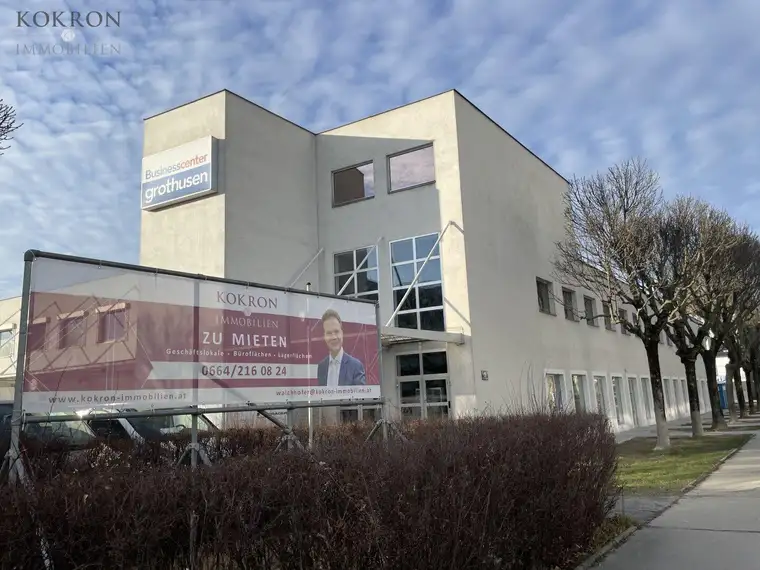 Mehrere Lagerabteile im Businesscenter