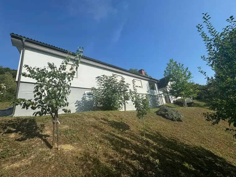 Idyllisches Einfamilienhaus in ruhiger Lage mit großzügigem Garten in Neustift b. Riegersburg