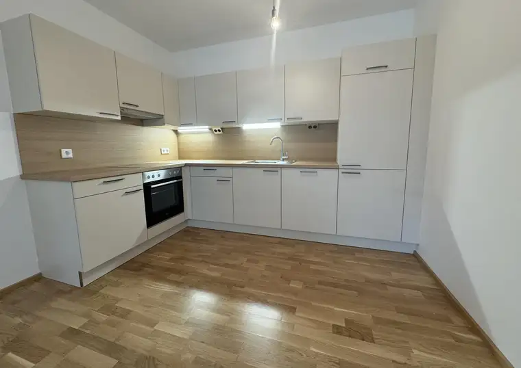 NEUBAU! 3 Zimmer Neubauwohnung (ca. 69m²) mit Balkon in LIEBOCH