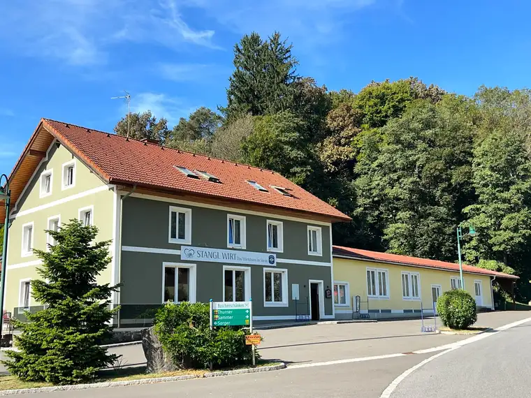 Sehr gepflegte Gaststätte mit Küche, Lager und mit Veranstaltungssaal in Stein/Bad Loipersdorf