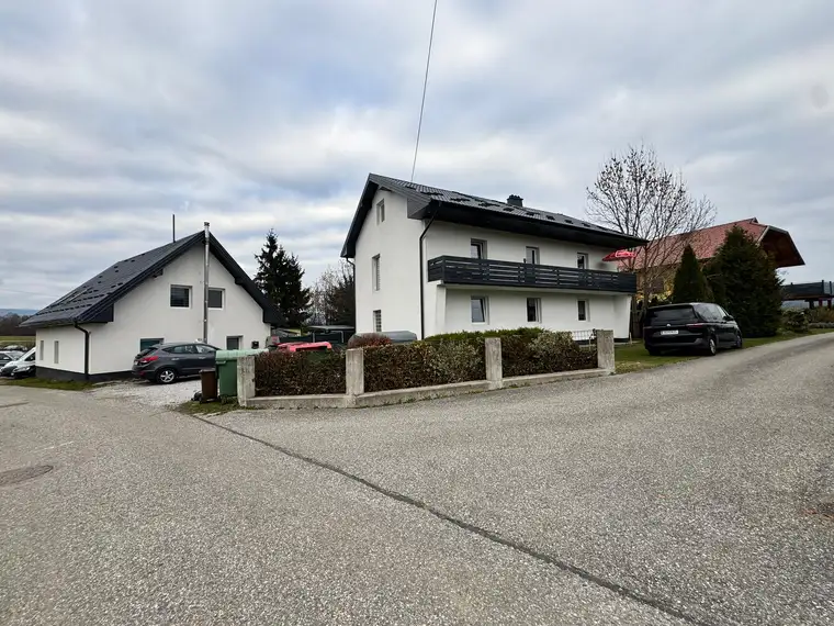 Bereits vermietet! Zinshaus mit 4 Wohneinheiten (44–87 m²) und Einfamilienhaus (96 m²) Nähe Velden