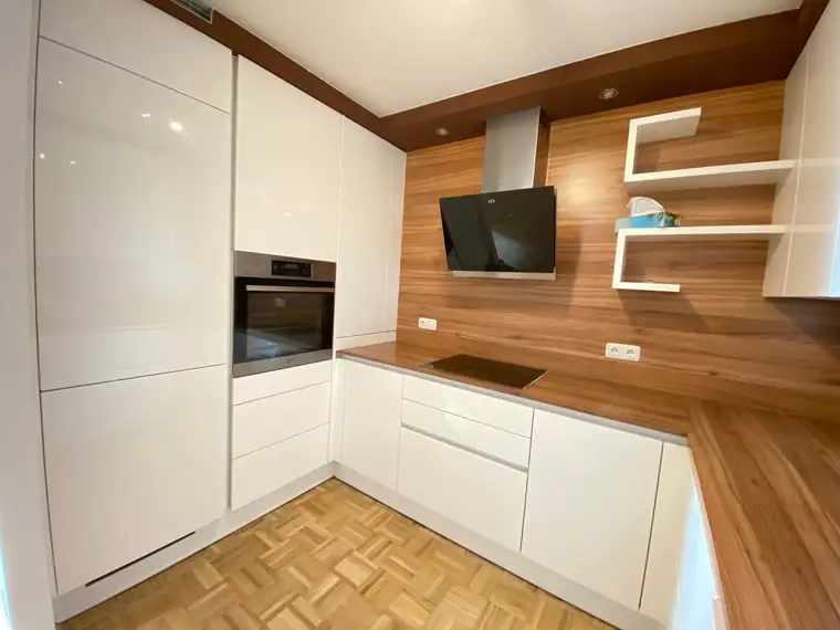 Attraktive 3 Zimmer Eigentumswohnung (ca. 79 m²) mit Klima, Balkon und Carport in Feldbach