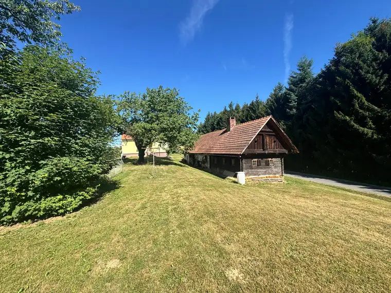 Naturidylle im Vulkanland – Landhaus mit Stöckl, großem Garten und Acker in Trautmannsdorf