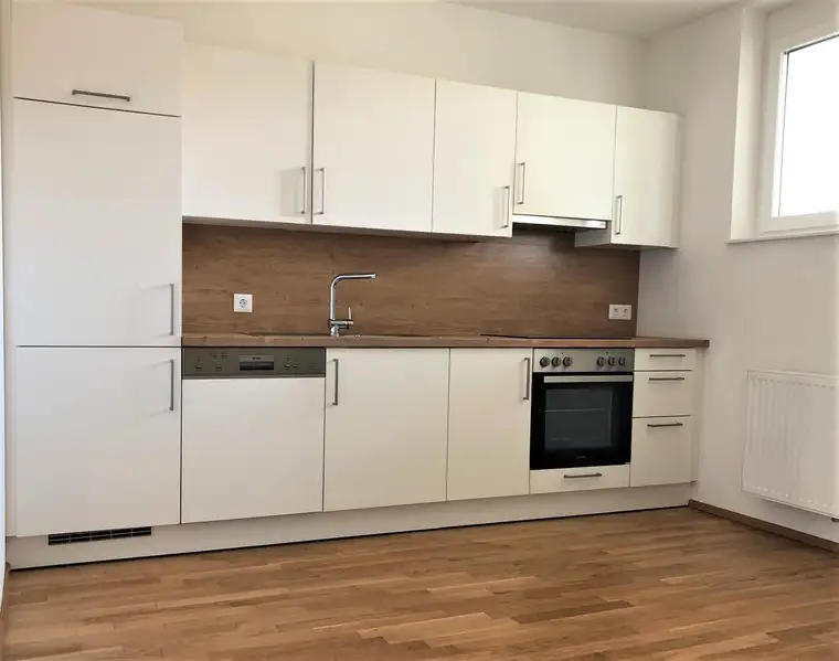 Helle 2,5-Zimmer-Wohnung (50m²) im 2. OG mit Balkon und schöner Küche in Graz!