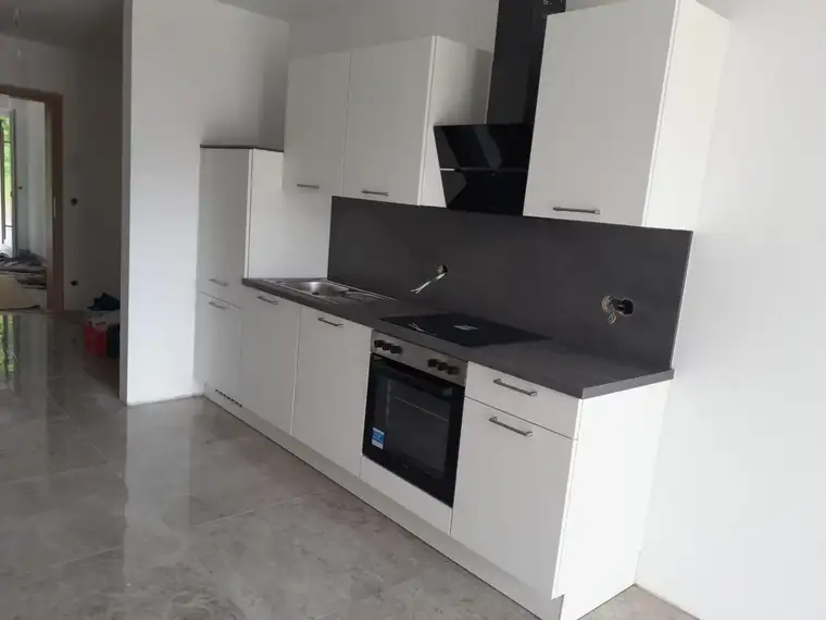 Stilvolle 2-Zimmer-Wohnung mit Terrasse &amp; Grünfläche in ruhiger Lage von Grafendorf