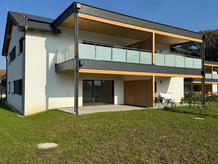 Neuwertige 3 Zimmer Mietwohnung (72,35 m²) mit großem Balkon in Dietersdorf/Fürstenfeld