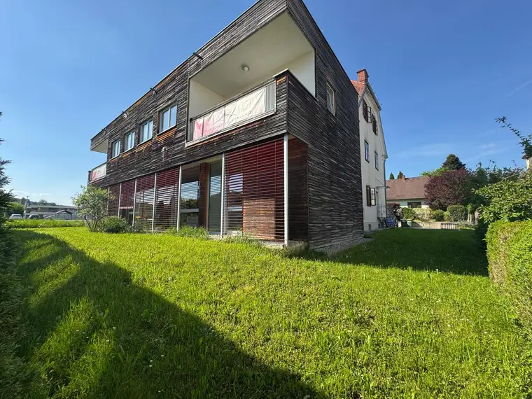 Praxis- oder Therapieräumlichkeiten in stilvollem Ambiente (177 m²) in Markt Hartmannsdorf