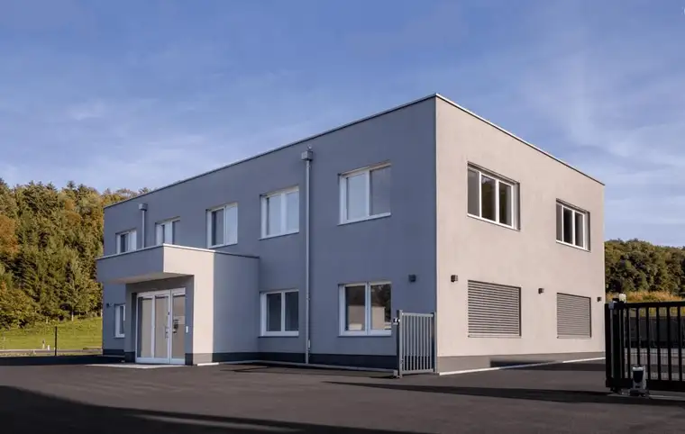 Büro bzw. Gewerbeflächen in Puch bei Paldau