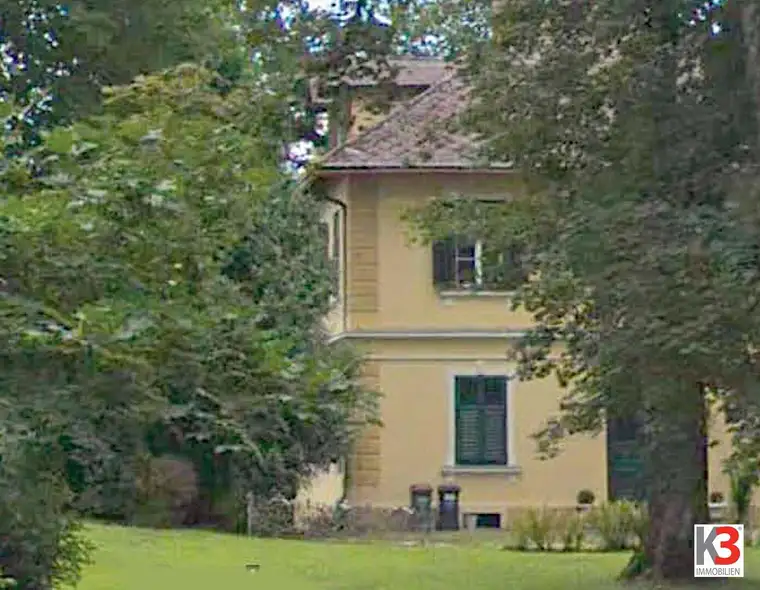 K3! HERRSCHAFTLICH WOHNEN! Historische Villa in Velden am Wörthersee, Seenähe, mit parkähnlichem Grundstück, wartet auf einen neuen Besitzer.