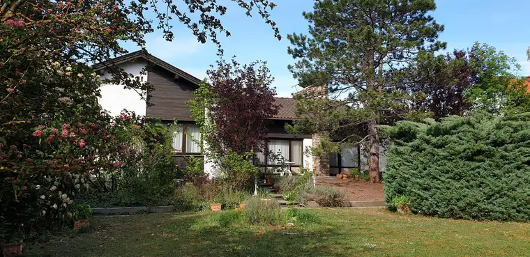 Bungalow im Landhausstil in Grünruhelage direkt vom Eigentümer privat zu verkaufen. BITTE KEINE MAKLER. DANKE.