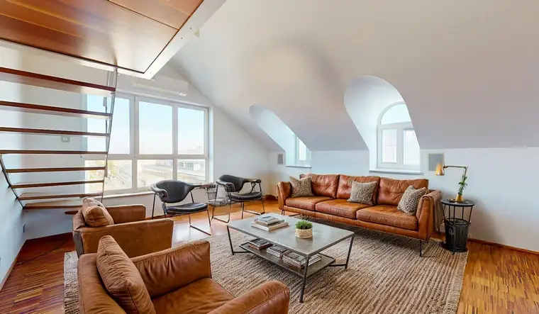 PENTHOUSE MIT DACHTERRASSE | BLICK AUF DEN STEPHANSDOM | DIREKT S-BAHN STATION RENNWEG