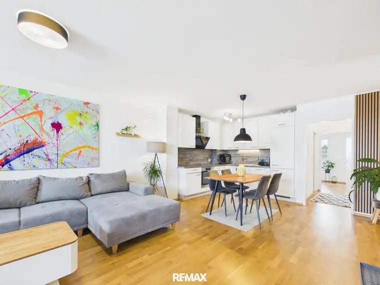 Schöne 3-Zimmer-Wohnung mit Loggia und 2 Bädern – nur 3 Busminuten von der U1 Leopoldau entfernt