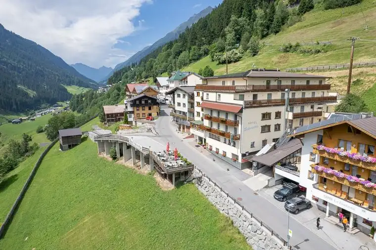 Hotel Silvretta in Kappl