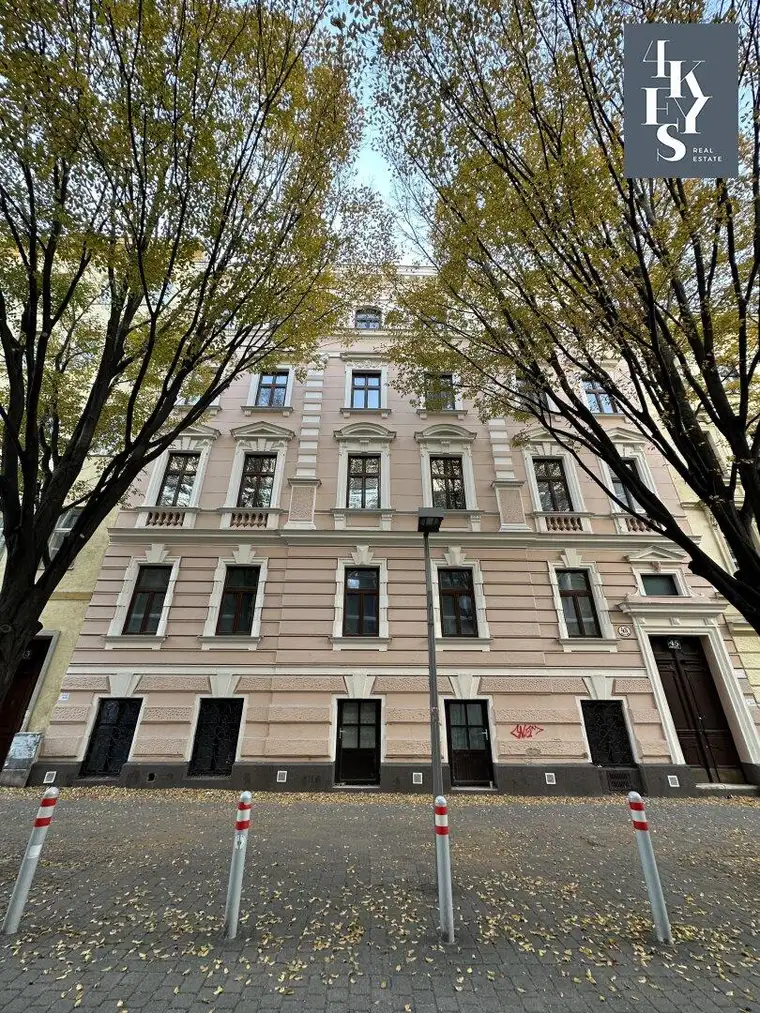 Bestandsfreies Zinshaus mit rechtskräftiger Baubewilligung für den Umbau und DG-Ausbau