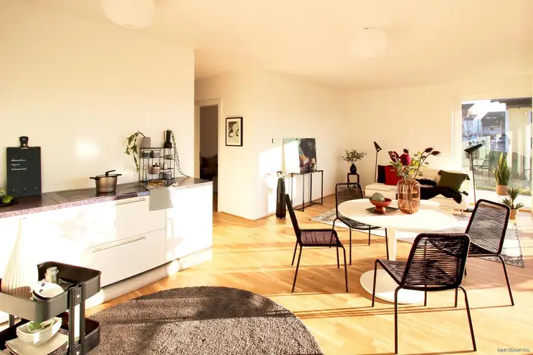 Preisreduzierung!!! Traumhafte Terrassenwohnung mit Eigengarten und Blick auf den herrlichen Attersee