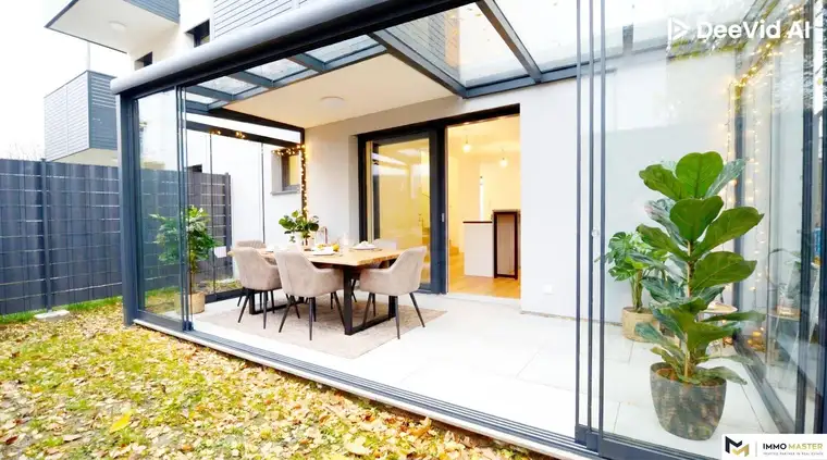 Moderne Doppelhaushälfte in Vösendorf: Erstbezug mit Garten und 6 Zimmern!