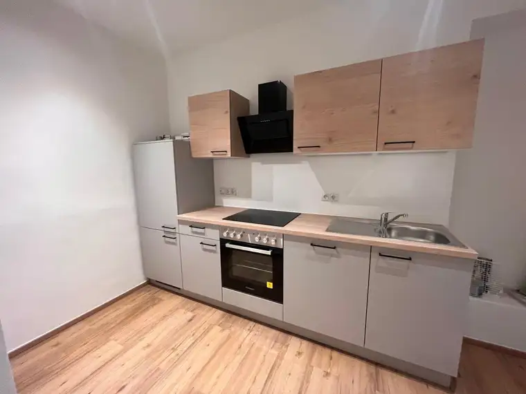 Neu sanierte 2-Zi. Wohnung - Stadtzentrum von Baden - Ruhelage im Innenhof