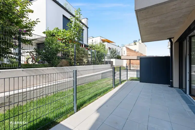 PROVISIONSFREI inkl. 1 TG Platz - Wohnen in Verbundenheit - Raumwunder mit großer nordseitiger Terrasse - B Top 1