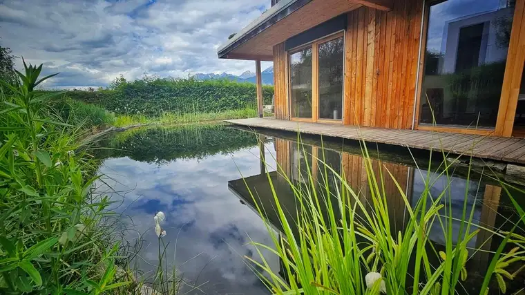 ErLeben Sie Natur pur - Exklusives Traumhaus mit Schwimmteich