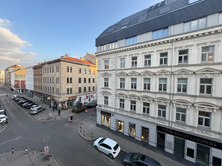 NEU* - URBANER LIFESTYLE TRIFFT WELLNESS: HOCHWERTIG SANIERTE LOGGIAWOHNUNG MIT SAUNA &amp; HOMEOFFICE NAHE U1