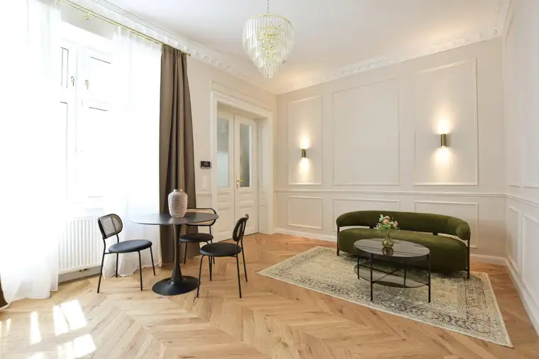 EXKLUSIVE ALTBAUWOHNUNG IN BESTLAGE – 1090 WIEN, GLASERGASSE