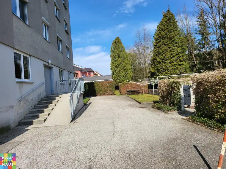 BASTLERHIT - MIETFREIE MONATE BEI SELBSTSANIERUNG!