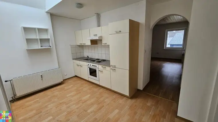 2-Zimmer, Dachgeschoßwohnung mit Schrankraum extra Küche